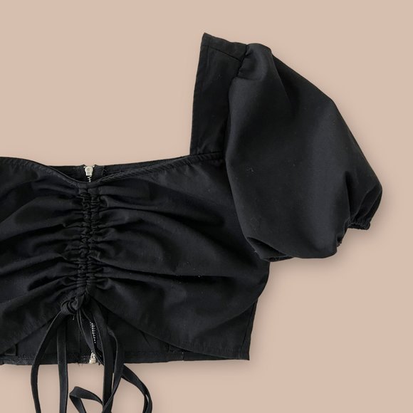 prettylittlething black crop top size US 2 - Picture 3 of 9